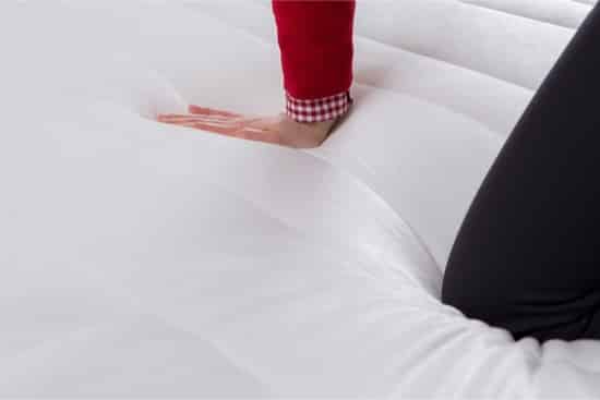 can bed bugs infest foam mattress